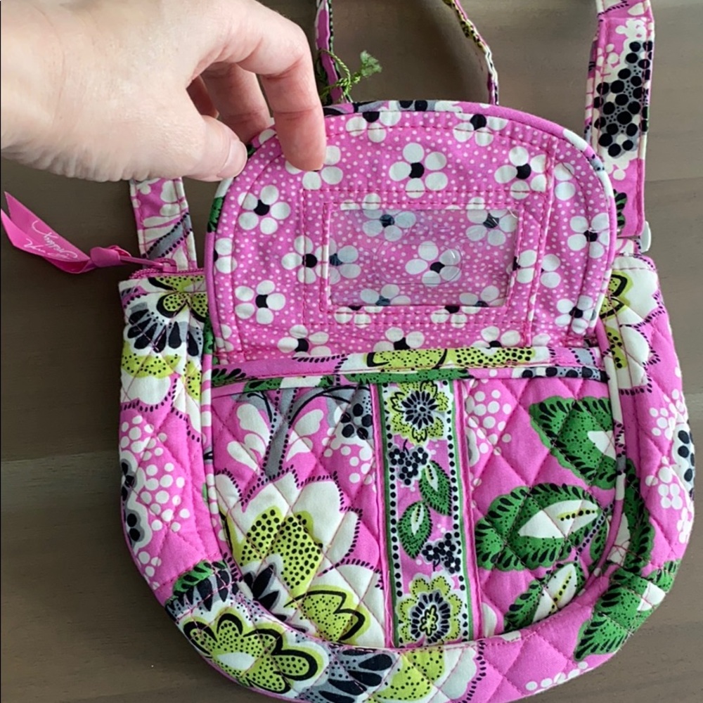 COPY - Vera Bradley Small Crossbody Lizzy Pink - Picture 4 of 8